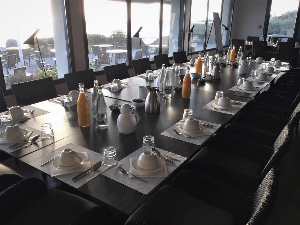 Logis Hotel & Restaurant Les Mouettes - Larmor Plage, Proche De Lorient المظهر الخارجي الصورة